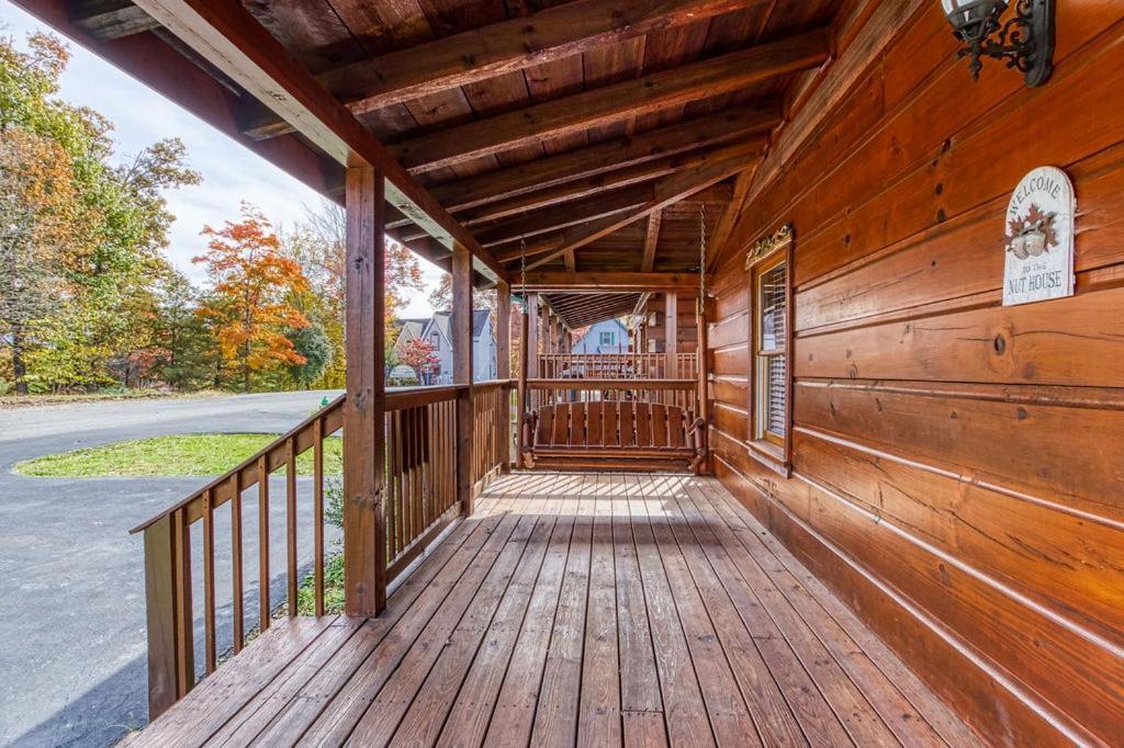 Ferienhaus The Nut House, Hot Tub, Game Room, Wifi, 1089 Free Tickets Each Paid Day, Dollywood And More! *